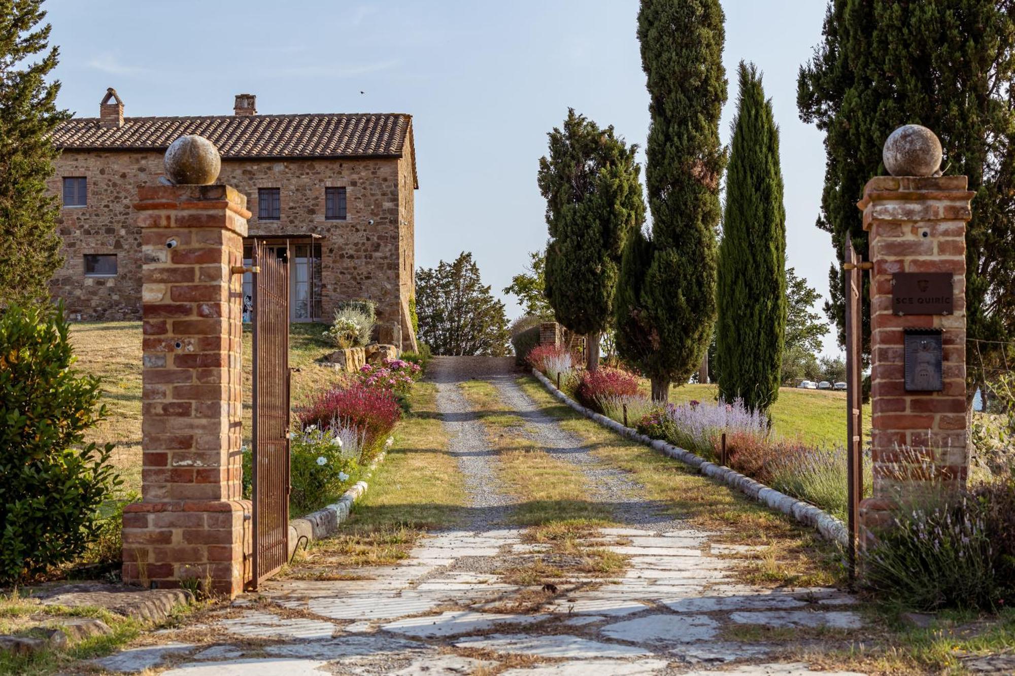 فيلا Sce Quiric San Quirico dʼOrcia المظهر الخارجي الصورة